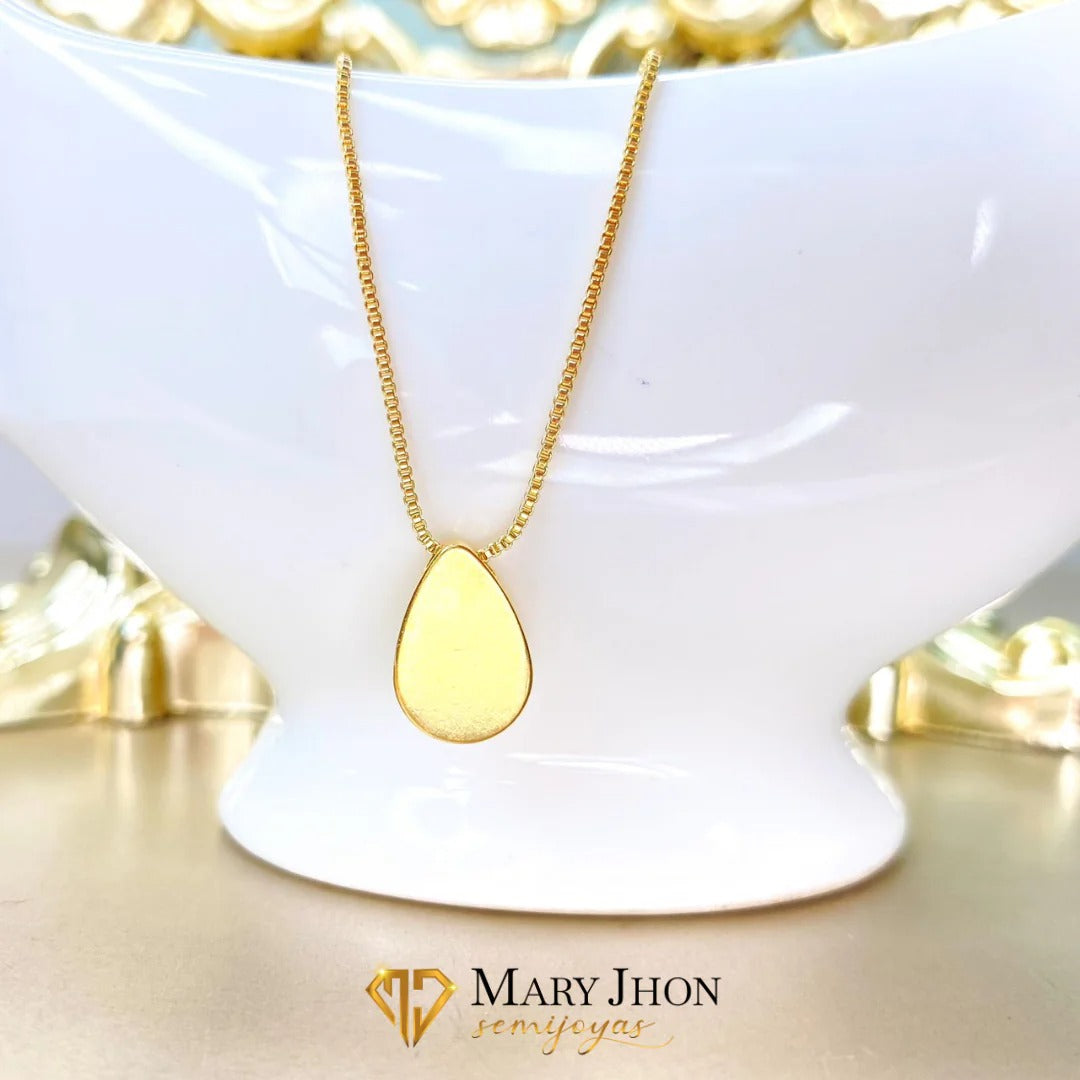 ✨ Collar en baño dorado✨