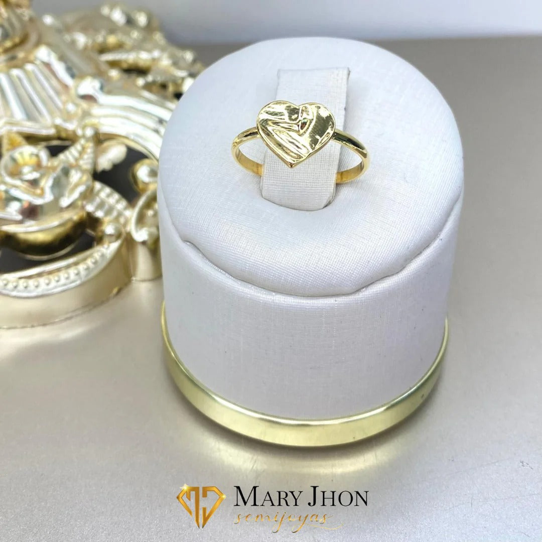 ✨ Anillo dorado con corazón ✨