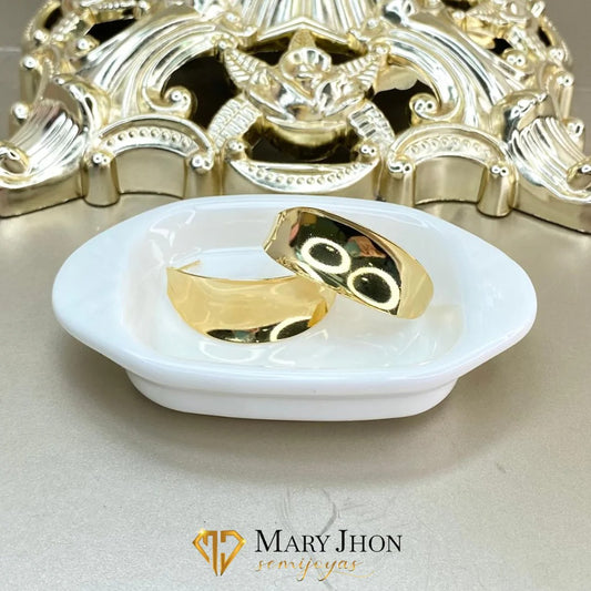 ✨ Aros dorados anchos de diseño liso ✨